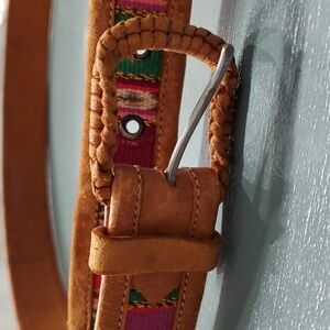 Leather belt, believe that it is vintage. Multiple colors.  Size‎ 38.